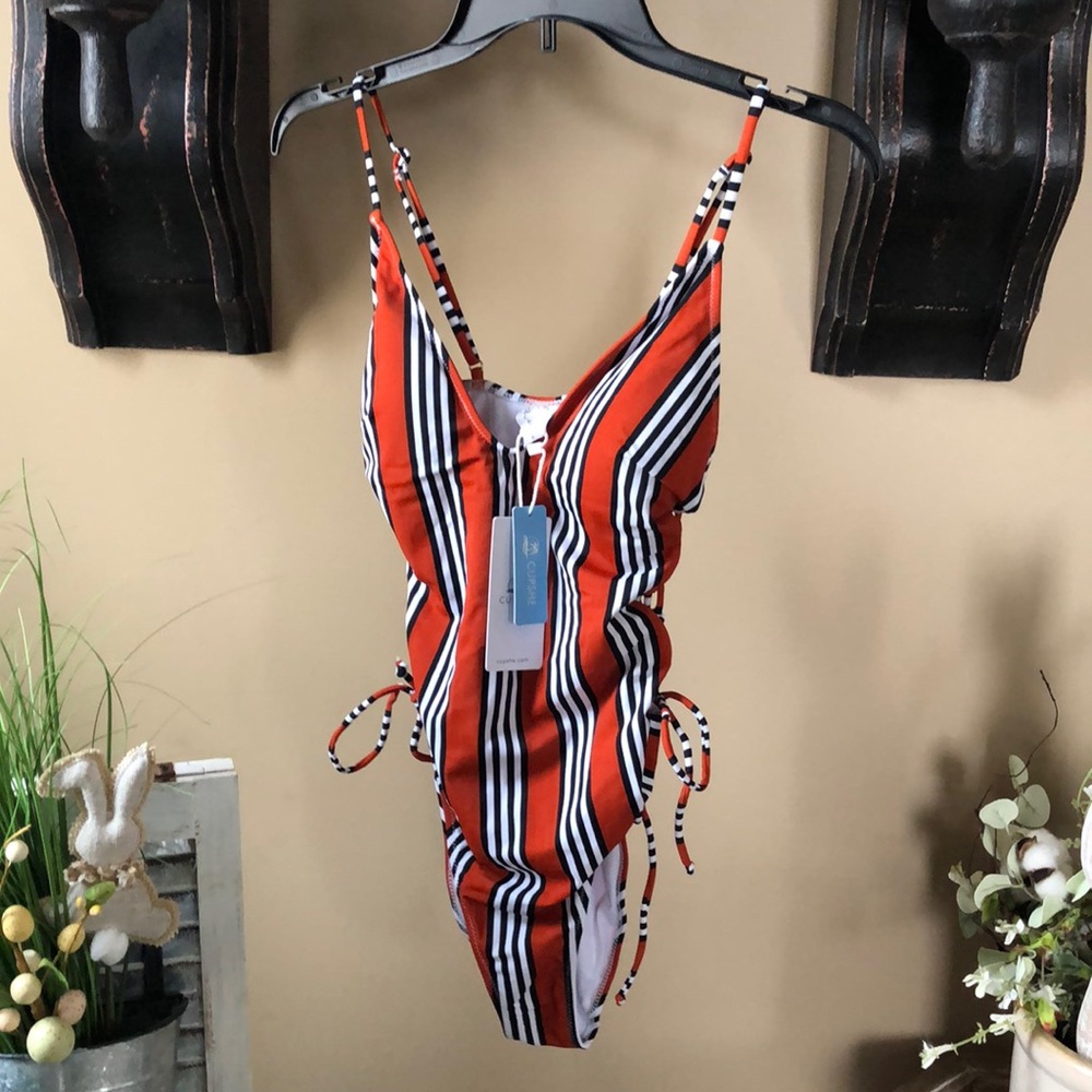 CUPSHE ONE PIECE SUIT Lrg